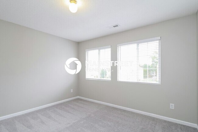 Building Photo - 5 Bedroom Pet-Friendly Home in Browns Summit, NC with Main Street Renewal