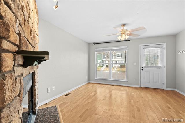 Building Photo - 10857 Summerset Way