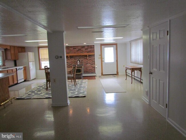 Building Photo - 45146 Andover Estates Rd