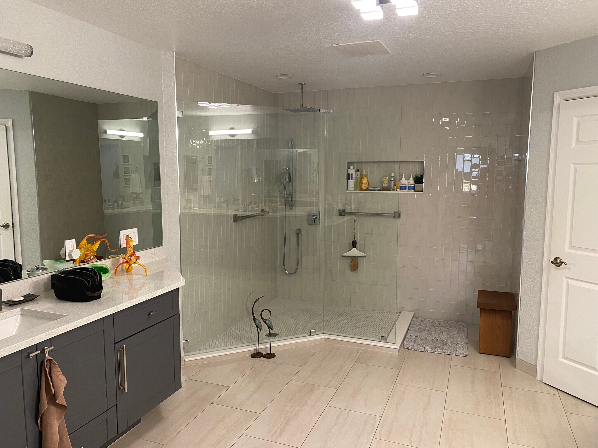 Building Photo - 1188 N Tamiami Trl