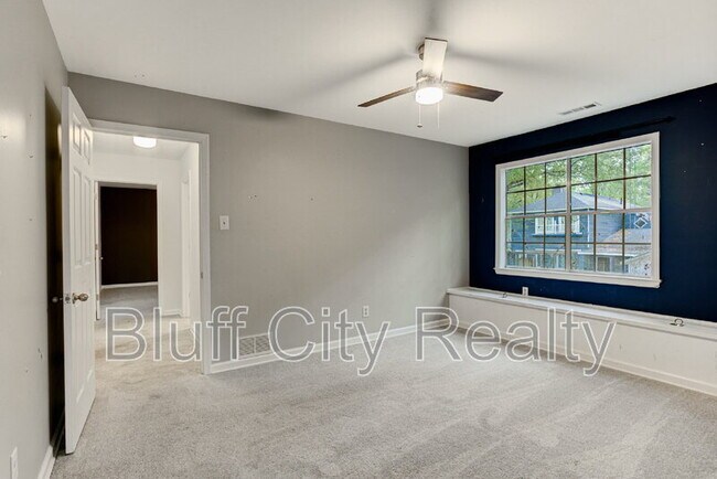 Building Photo - 6878 Kingham Cove