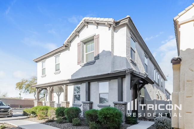 Primary Photo - 12589 W Via Dona Rd