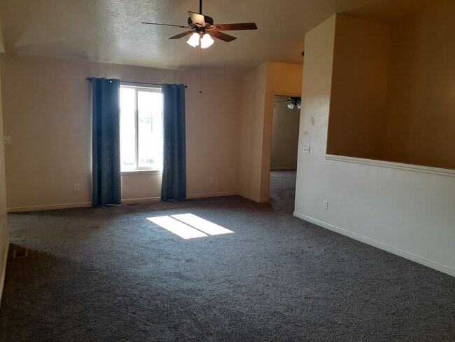 Building Photo - Charming 3-Bedroom, 2-Bathroom Twin Home in Stonebridge Subdivision