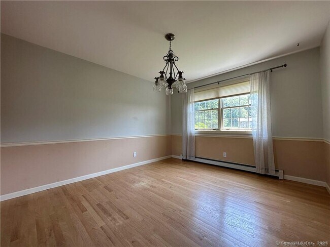 Building Photo - 59 Fairhaven Rd