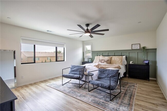 Building Photo - 33063 Table Rock Dr