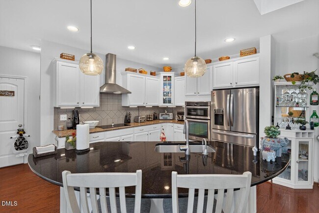 Building Photo - 109 Hico Way