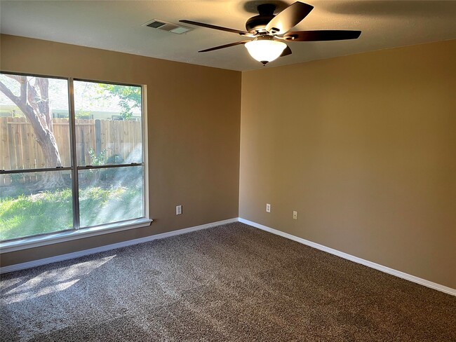 Building Photo - 6414 Founding Dr