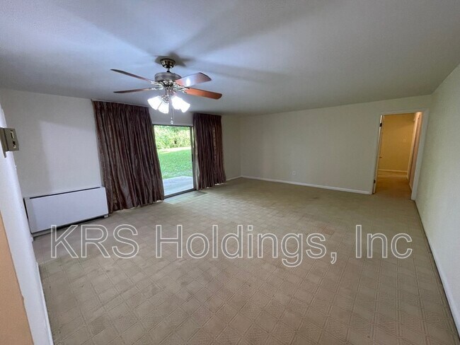 Building Photo - 4108 Mangalore Dr