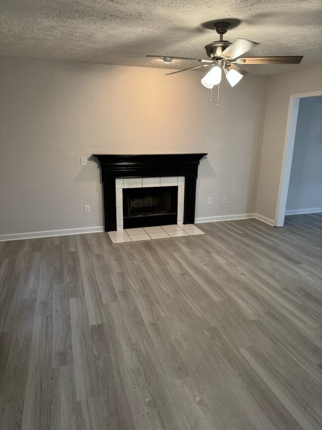 Building Photo - 1720 Portview Ct
