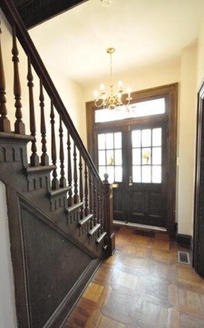 Building Photo - 560 S 3rd St