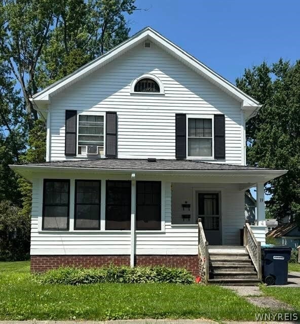 Building Photo - 33 Manhattan Ave