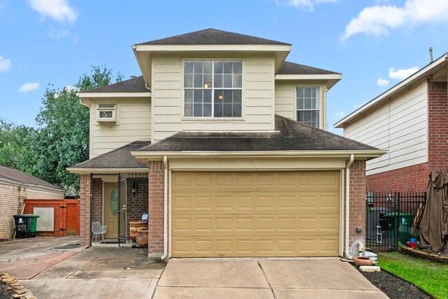 Building Photo - 11607 Zarroll Dr