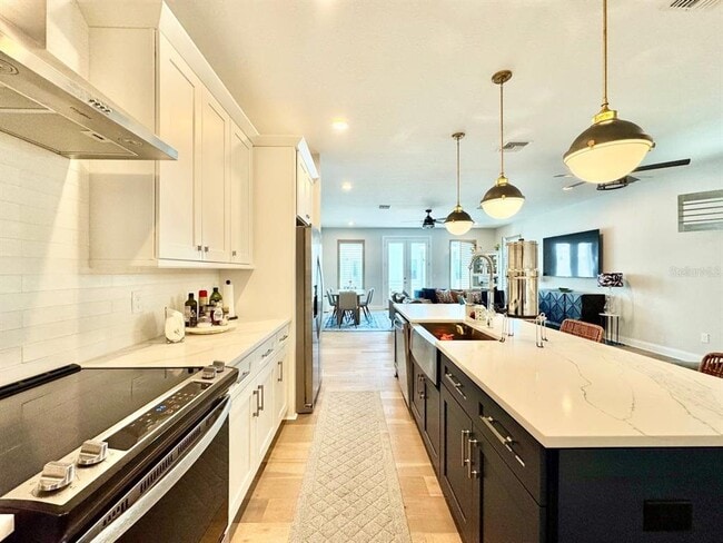 Building Photo - 4740 Legacy Park Dr