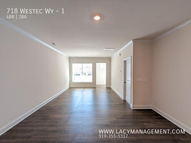 Building Photo - 718 Westec Wy