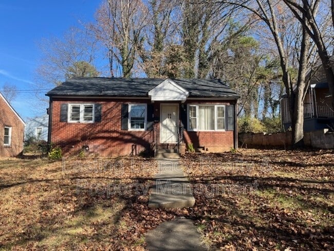 Primary Photo - 225 Terrace Ave