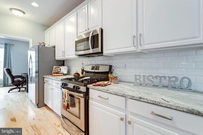 Building Photo - 6485 Sutcliffe Dr