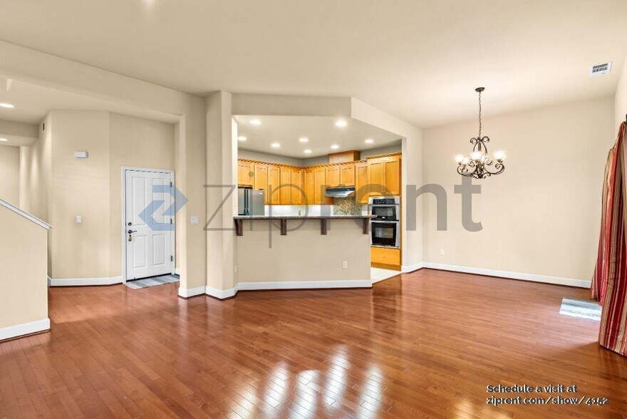 Building Photo - 457 Norwood Cir