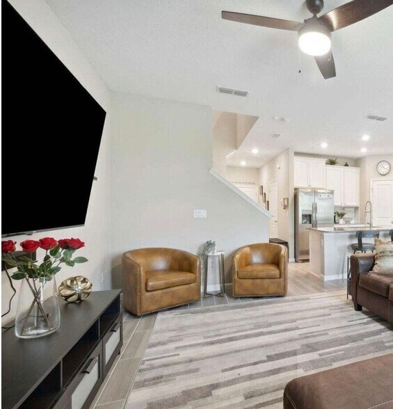 Building Photo - 357 Boracay Cir