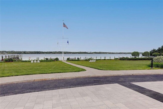 Building Photo - 1180 Narragansett Blvd