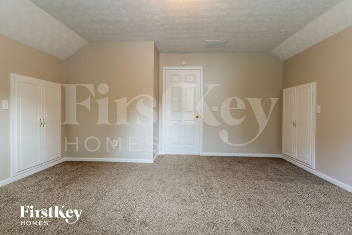 Building Photo - 121 Lake Valley Dr SW