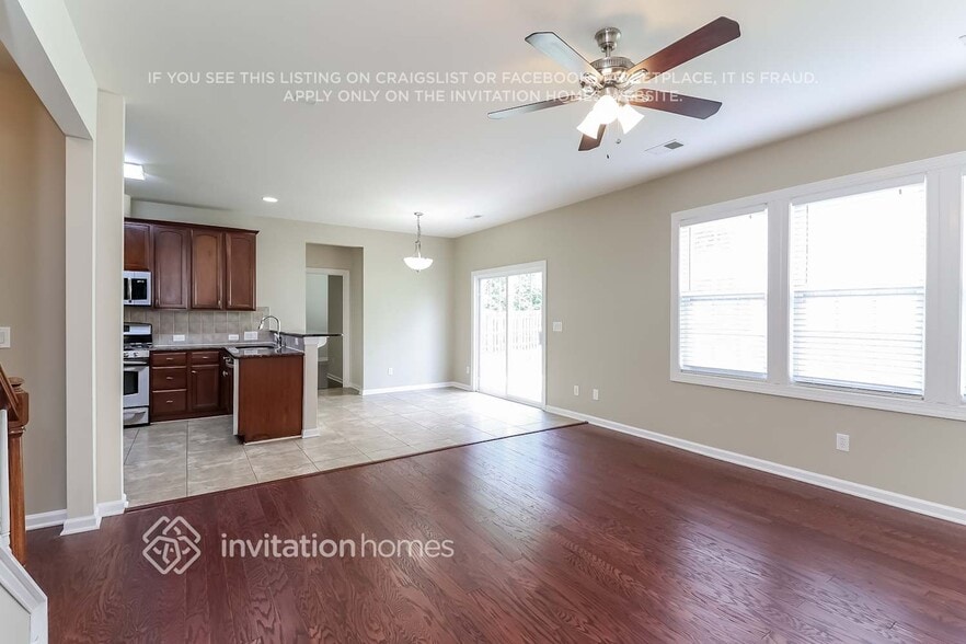 Building Photo - 16013 Caranna Ct