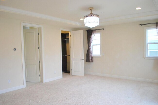 Building Photo - 3502 Cinnamon Ridge Rd