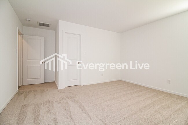 Building Photo - 9604 NW 125th St