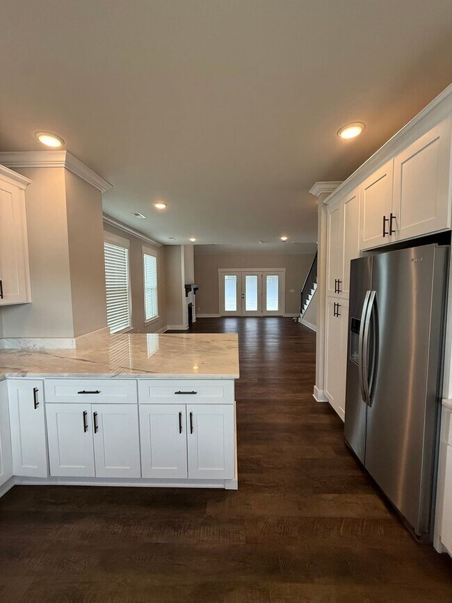 Building Photo - Beautiful New Build 4 Bed, 3.5 Bath, 2 Car Garage - Community Pool & Walking Trail!