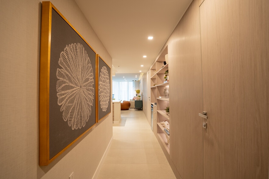 Building Photo - 330 Sunny Isles Blvd