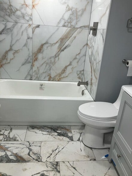 Building Photo - 7344 S Rockwell St