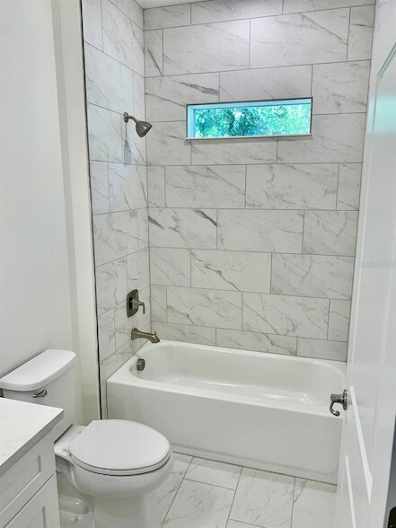 Building Photo - 21475 Seaton Ave