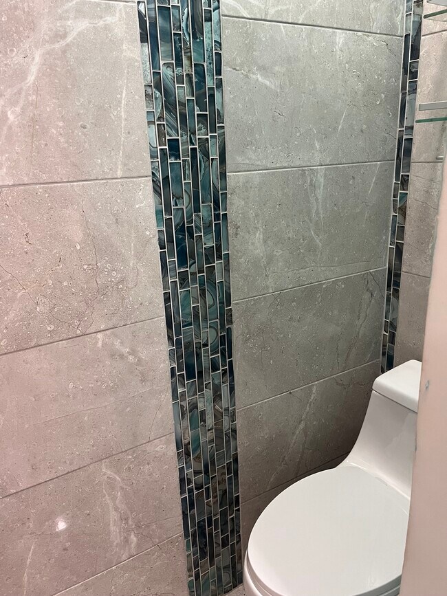 Building Photo - 6920 Fillmore St