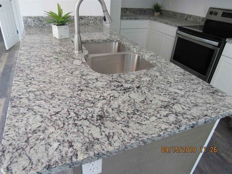 Building Photo - 56 McIntosh