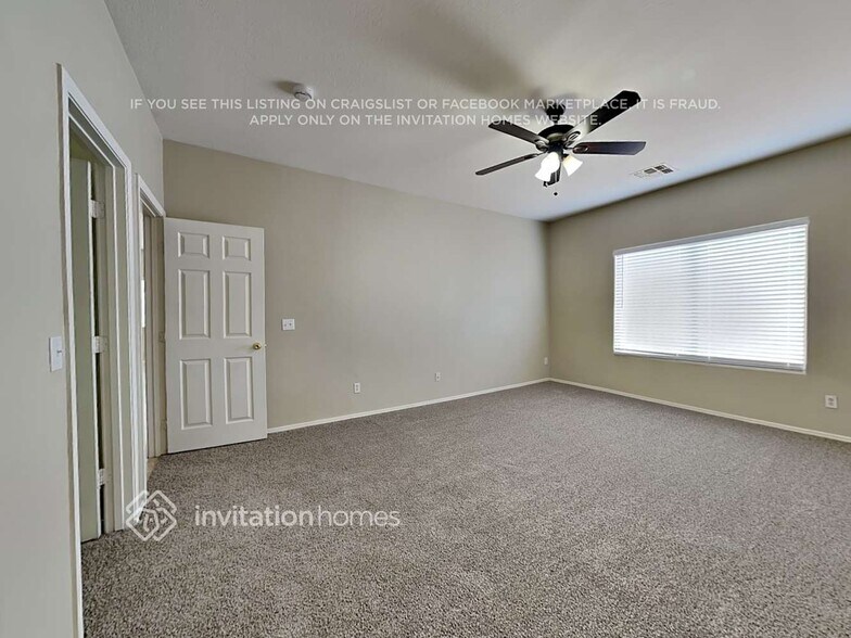 Building Photo - 2310 N 92nd Dr