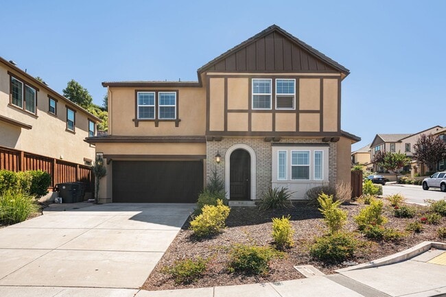 Primary Photo - Charming 4BR/4BA Single-Family Home in Sou...