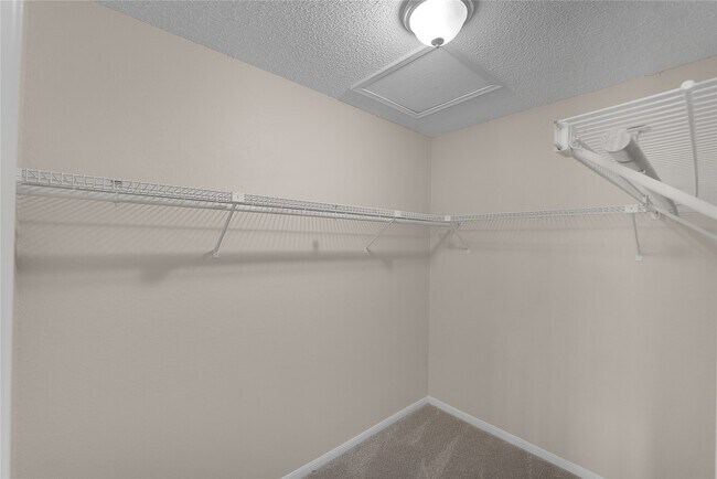 Building Photo - 2120 El Paseo St