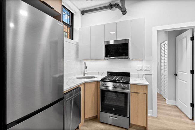 Building Photo - 1649 W Jonquil Terrace