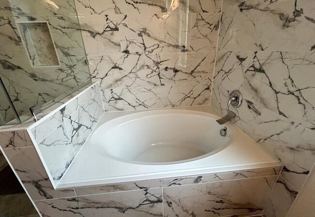 Building Photo - 4326 Barchetta Trl