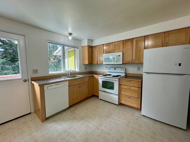 Building Photo - 77X Four-Plex