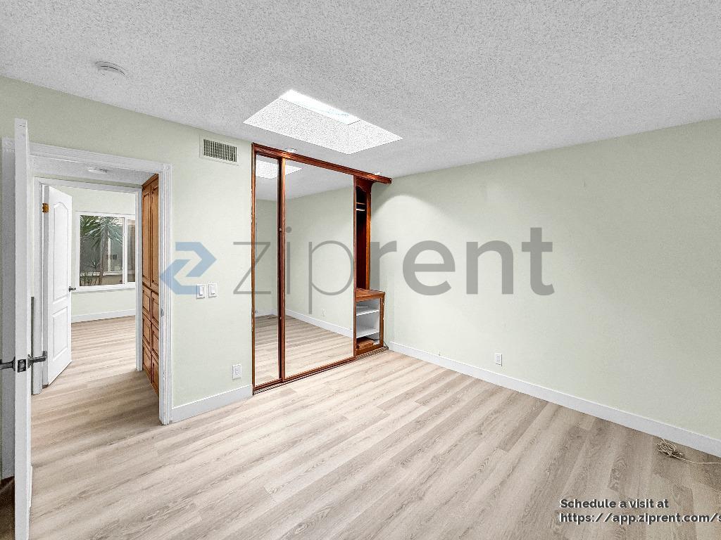 Building Photo - 12646 Beach St