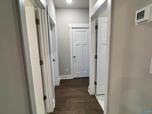 Building Photo - 440 Tillane Pk Cir
