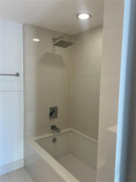 Building Photo - 1300 S Miami Ave