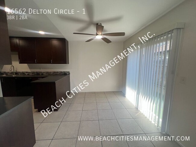 Building Photo - 16562 Delton Cir