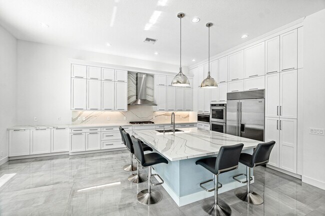 Building Photo - 9006 Dulcetto Ct