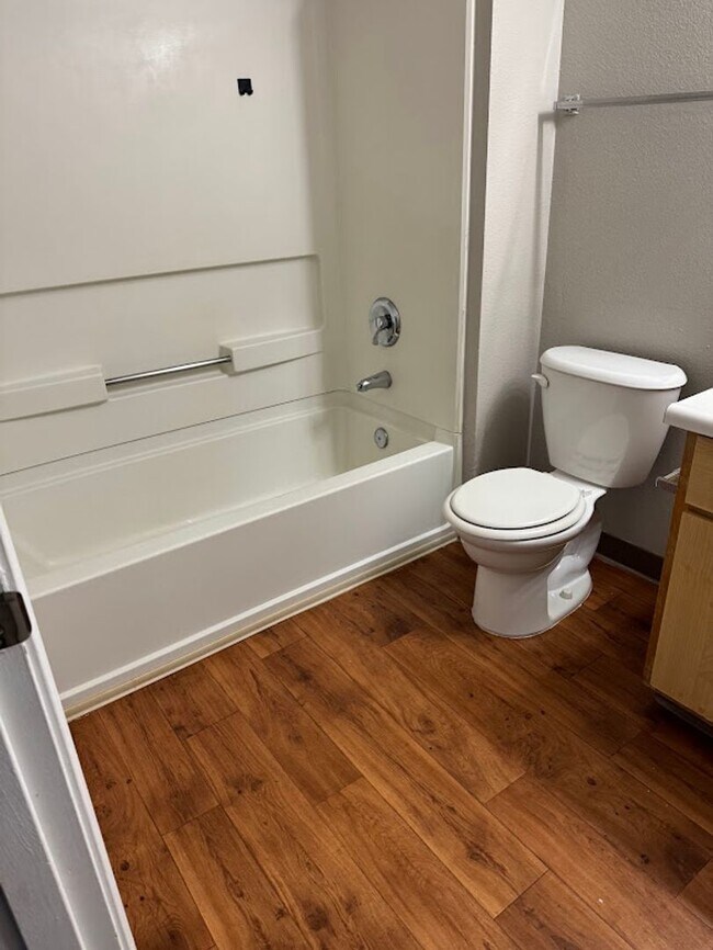 Building Photo - Everything you’ve been dreaming of is here. Come Lease today!