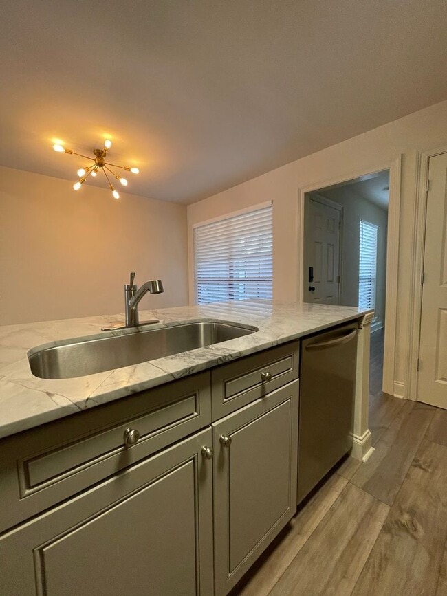 Building Photo - 2 bedroom, 2 bathroom, 2 Car Covered Carport, Stainless Refrigerator, stove, dishwasher, Washer a...