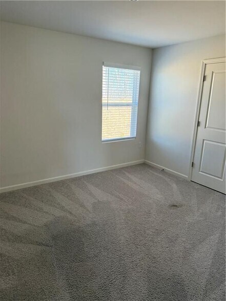 Building Photo - 530 Pemberton St