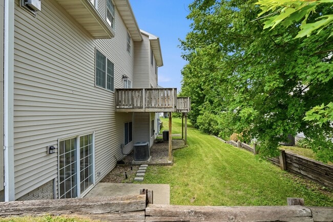 Building Photo - 2415 Catskill Ct