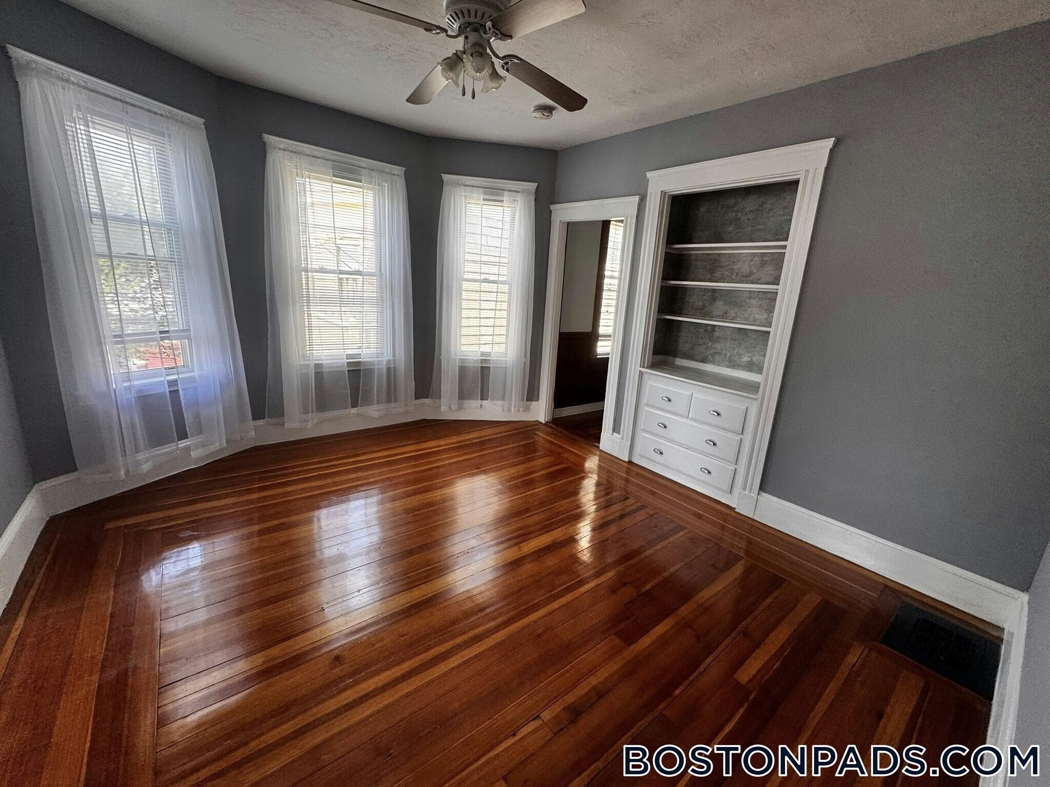 Building Photo - 32 Cedar St