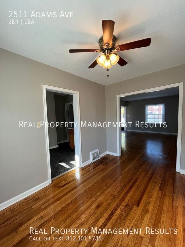 Building Photo - 2 Bedroom, 1 Bath Duplex, Eastside Location